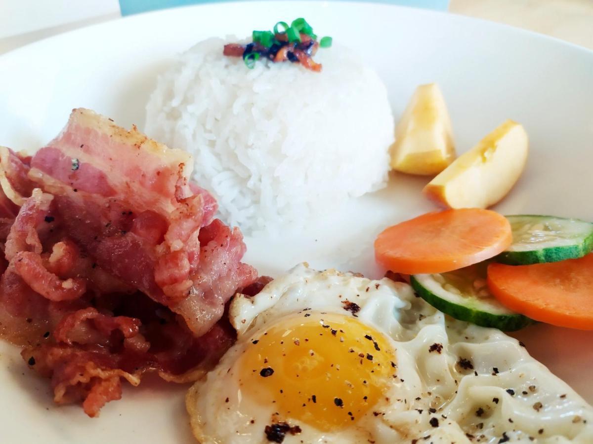 Hometel Barrio House Mactan Мактан Екстериор снимка