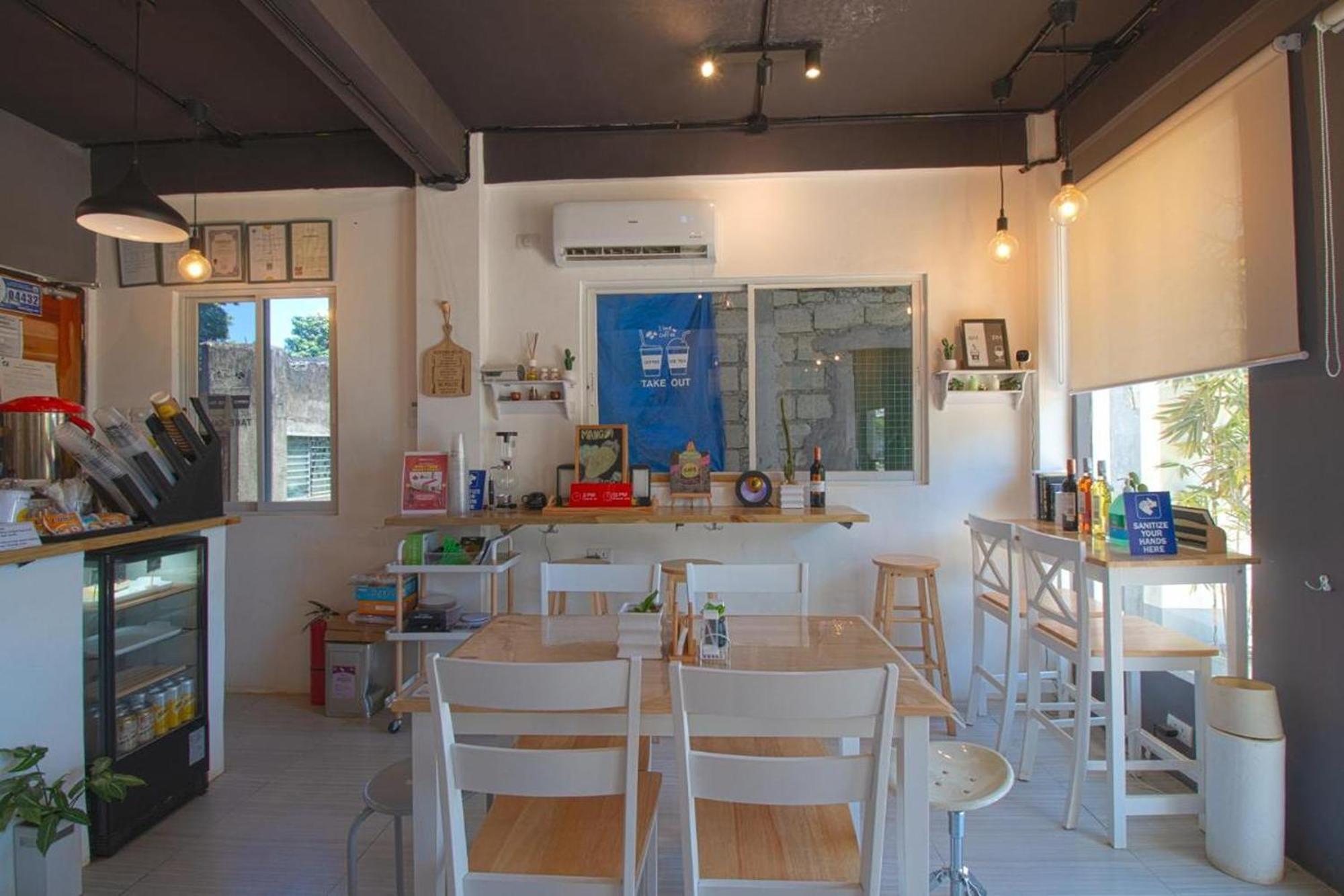 Hometel Barrio House Mactan Мактан Екстериор снимка
